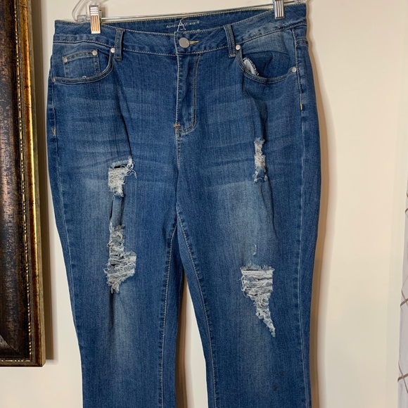 Ashley Stewart Sky High Ankle Blue Denim Jeans, Size 16T - Picture 2 of 8